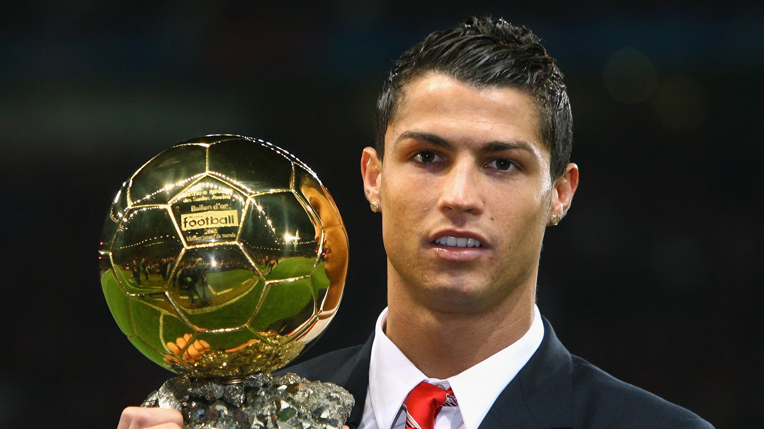 哈兰德个人数据引发转播商与媒体关注,哈兰德个人集锦